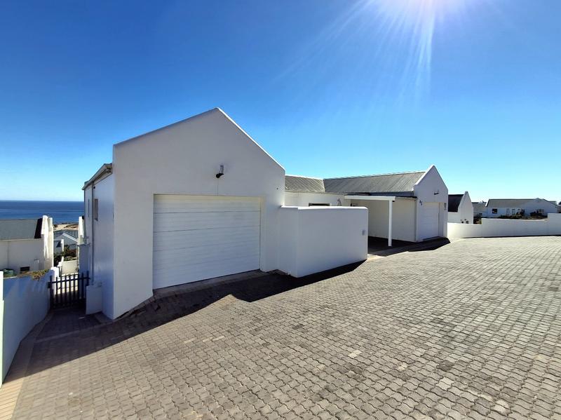 4 Bedroom Property for Sale in Da Gama Bay Western Cape